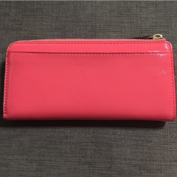 Beacon Court Jeanne & Nisha (Strawberry) - Picture 6 of 8